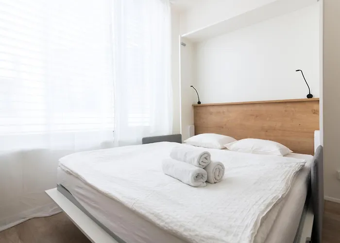 Mozart, Free Onsite Parking, Air Conditioning, 1gbs Wifi Lägenhet Prag