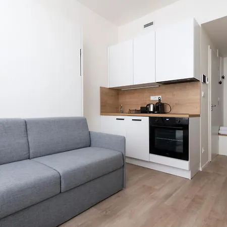 Mozart, Free Onsite Parking, Air Conditioning, 1gbs Wifi Praga