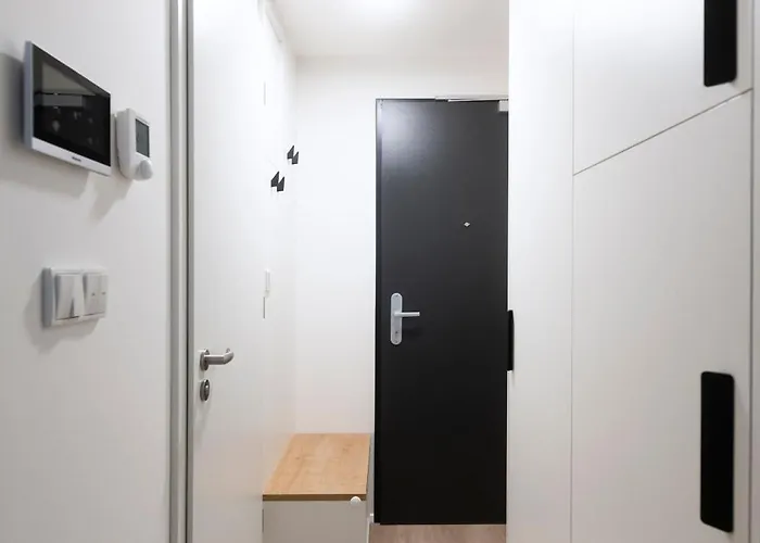 Apartment Mozart, Free Onsite Parking, Air Conditioning, 1gbs Wifi *